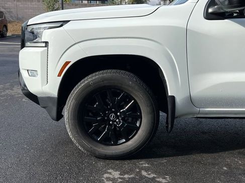 Certified 2023 Nissan Frontier SV w/ Midnight Edition Package image 27