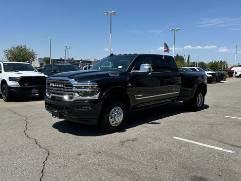 New 2026 RAM 3500 Limited AWD/4WD image 2