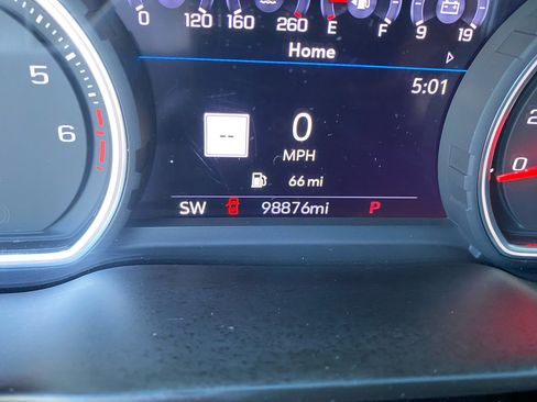 Used 2020 Chevrolet Silverado 1500 High Country w/ Technology Package image 22