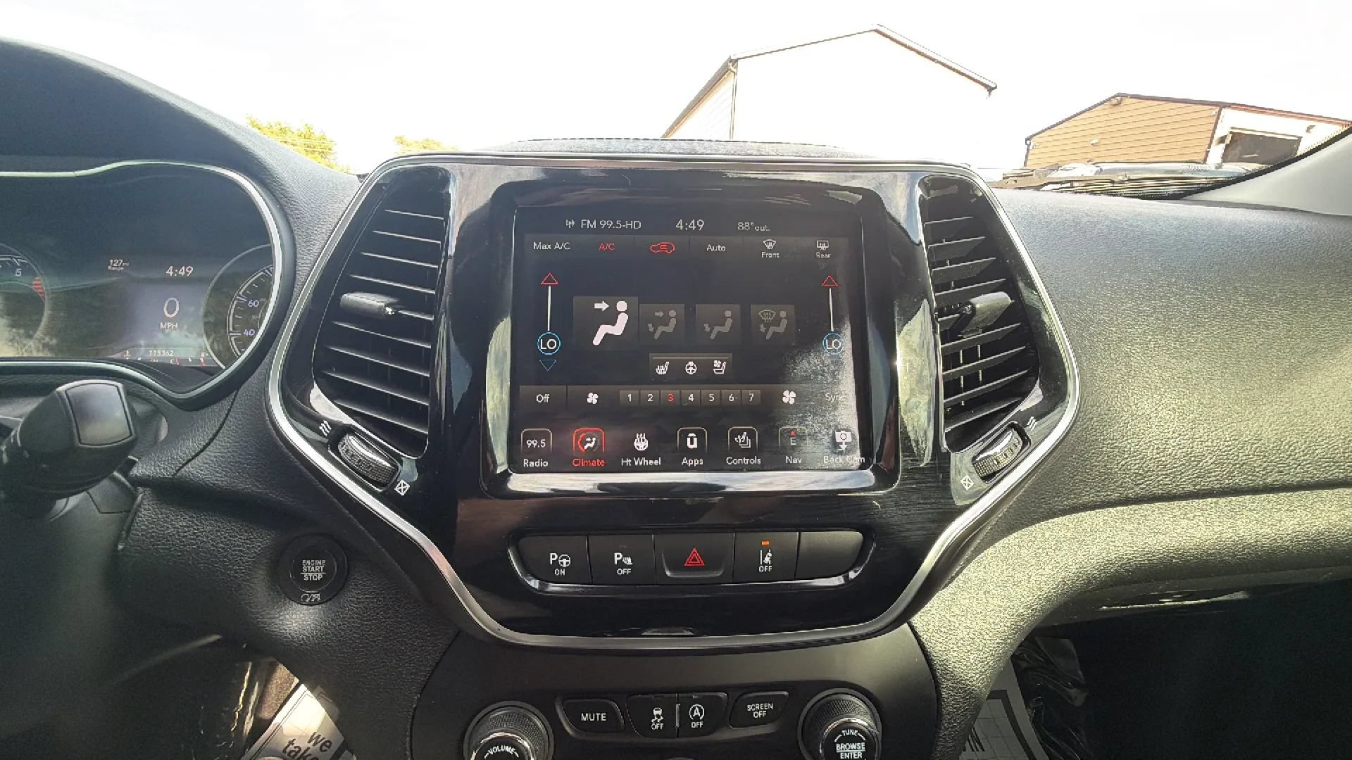 Used 2019 Jeep Cherokee Limited w/ Luxury Group AWD/4WD image 26