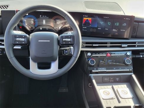 New 2026 Hyundai Santa Fe SE image 4