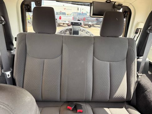 Used 2016 Jeep Wrangler Sport AWD/4WD image 29