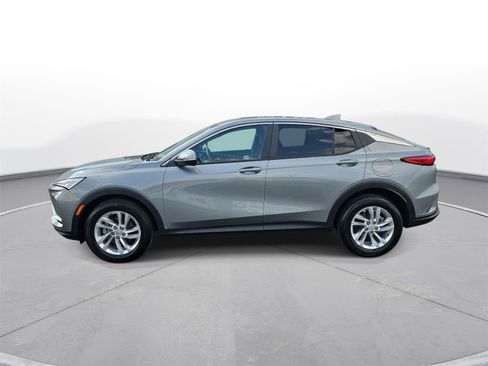 Used 2024 Buick Envista Preferred FWD image 9