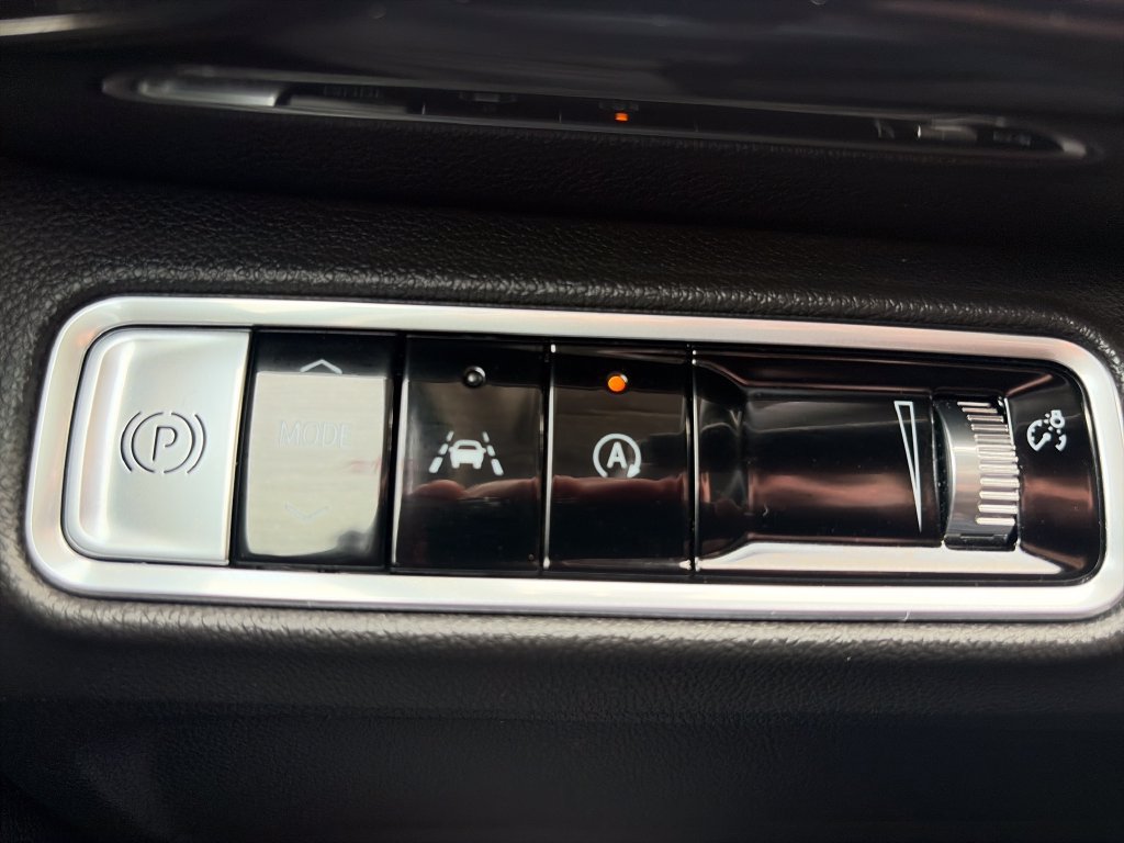 Certified 2025 Buick Envision Sport Touring AWD/4WD image 22