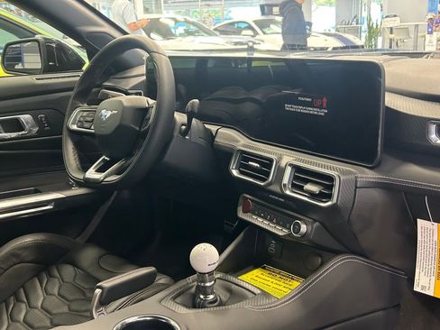 New 2025 Ford Mustang GT Premium w/ GT Performance Package image 22