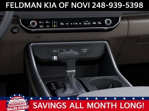 New 2026 Kia Carnival EX image 24