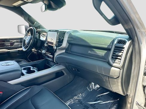 Used 2022 RAM 1500 Laramie w/ Sport Appearance Package AWD/4WD image 28