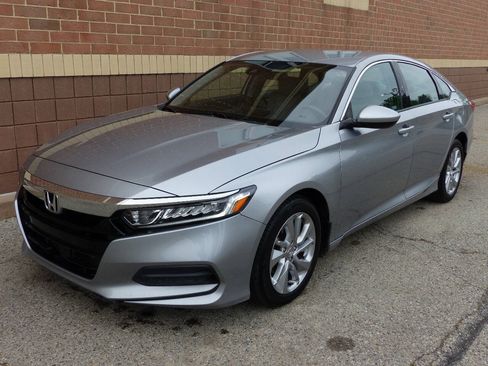 Used 2019 Honda Accord LX image 6