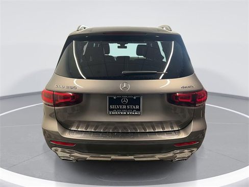 Certified 2021 Mercedes-Benz GLB 250 4MATIC image 5