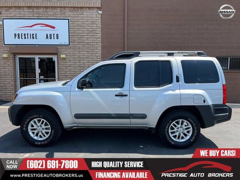 Used 2015 Nissan Xterra S image 1