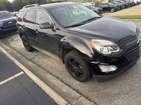 Used 2017 Chevrolet Equinox LT w/ Midnight Edition image 13