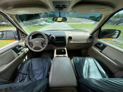 Used 2005 Ford Expedition Eddie Bauer image 12