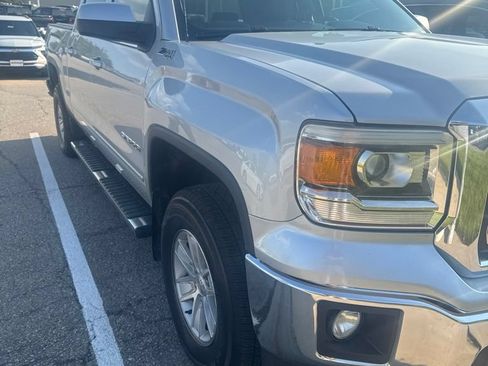 Used 2015 GMC Sierra 1500 SLE w/ SLE Value Package AWD/4WD image 6