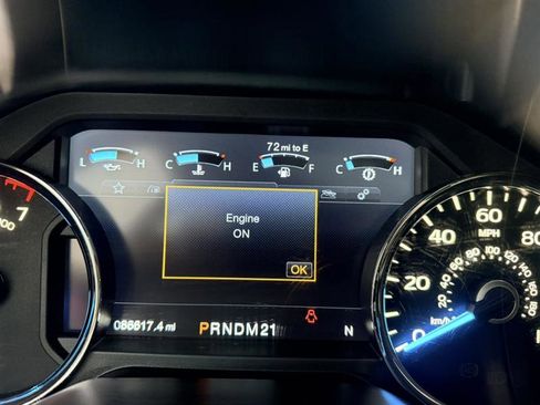 Used 2015 Ford F150 Platinum w/ Equipment Group 701A Luxury image 38