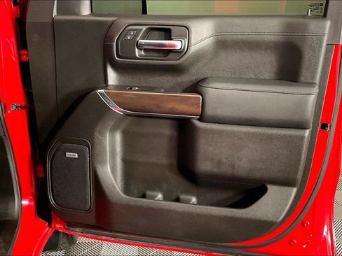 Used 2019 GMC Sierra 1500 SLT w/ SLT Premium Plus Package AWD/4WD image 23