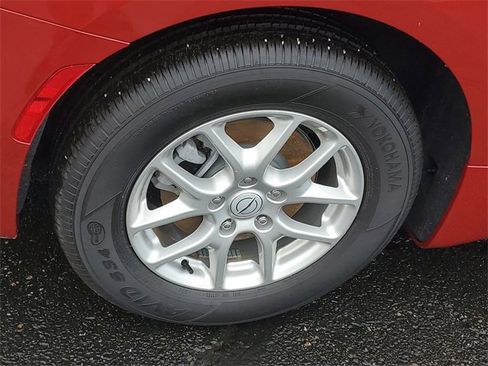 New 2026 Chrysler Pacifica Select image 5