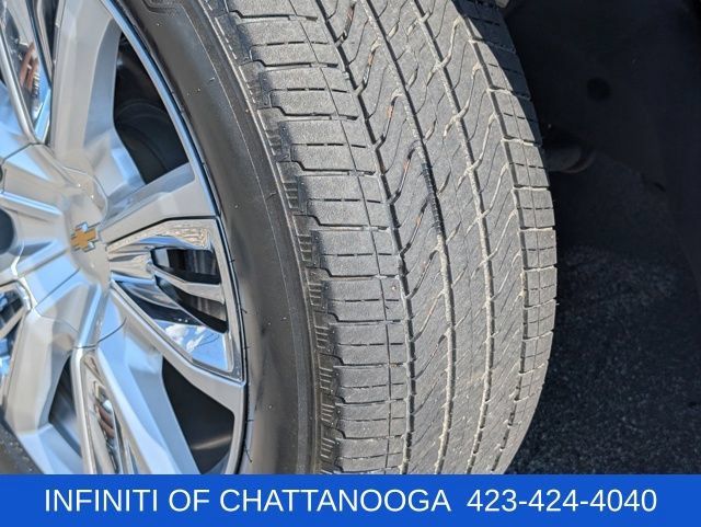 Used 2024 Chevrolet Suburban High Country w/ Advanced Technology Package AWD/4WD image 32