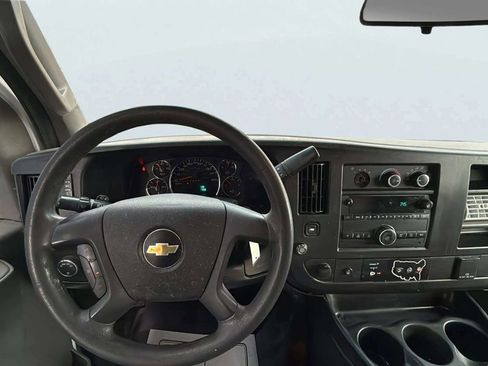 Used 2021 Chevrolet Express 3500 w/ Power Convenience Package image 10
