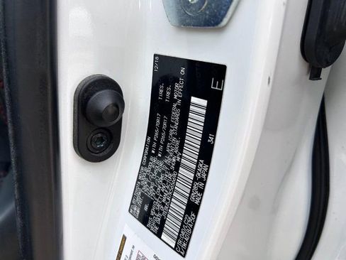 Used 2019 Toyota 4Runner TRD Off-Road Premium image 23