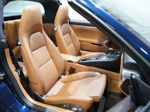 Used 2016 Porsche 911 Targa 4S image 32