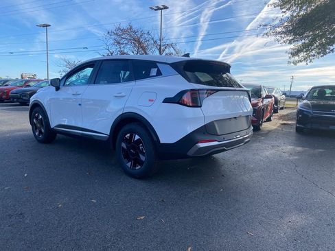 New 2026 Kia Sportage LX FWD image 5