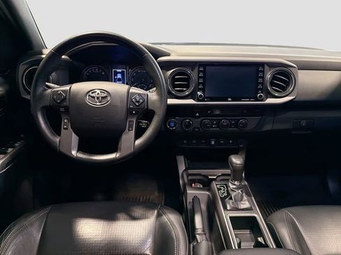 Used 2022 Toyota Tacoma TRD Off-Road w/ TRD Premium Off Road Package image 22