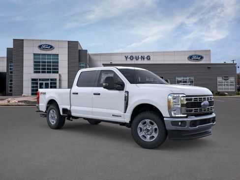 New 2026 Ford F250 XLT w/ FX4 Off-Road Package image 7
