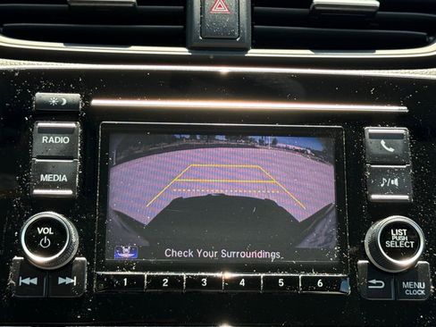 Used 2018 Honda CR-V LX image 25