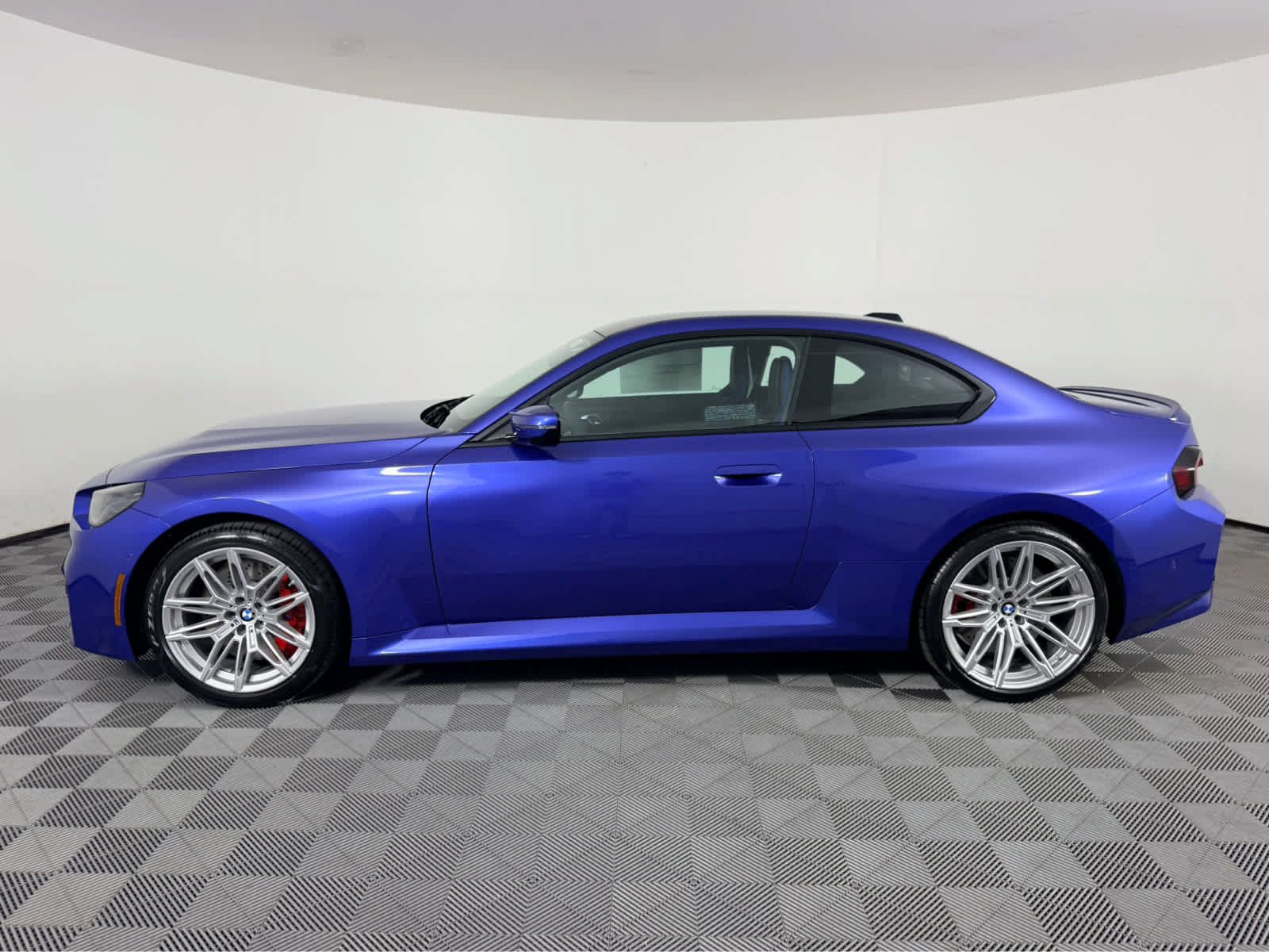 New 2026 BMW M2 w/ Lighting Package RWD image 7