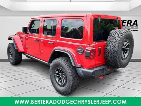 New 2026 Jeep Wrangler Unlimited Rubicon AWD/4WD image 3