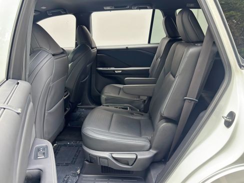 Used 2024 Lexus TX 500h AWD w/ Technology Package image 41