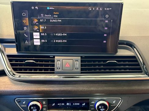 Used 2025 Audi Q5 e Premium Plus image 15