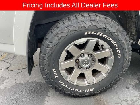 Used 2014 Toyota 4Runner Trail w/ Convenience Package AWD/4WD image 8