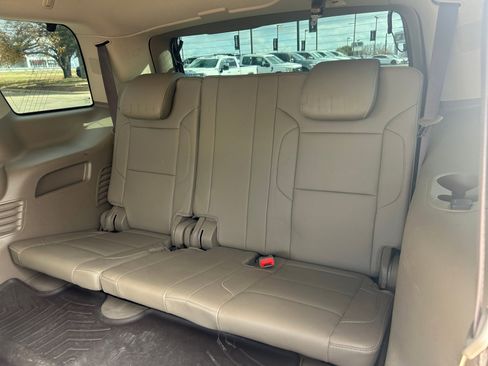Used 2018 Chevrolet Tahoe LT image 21