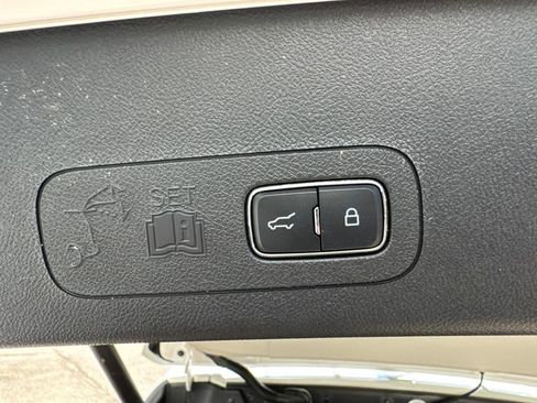 Used 2026 Lincoln Aviator Reserve AWD/4WD image 24