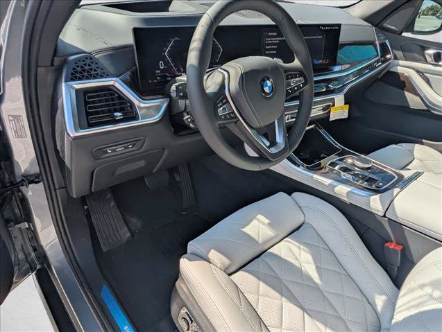 Certified 2026 BMW X5 sDrive40i RWD image 3