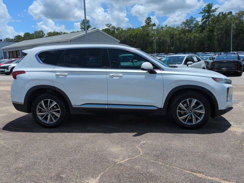 Used 2019 Hyundai Santa Fe SEL FWD image 4