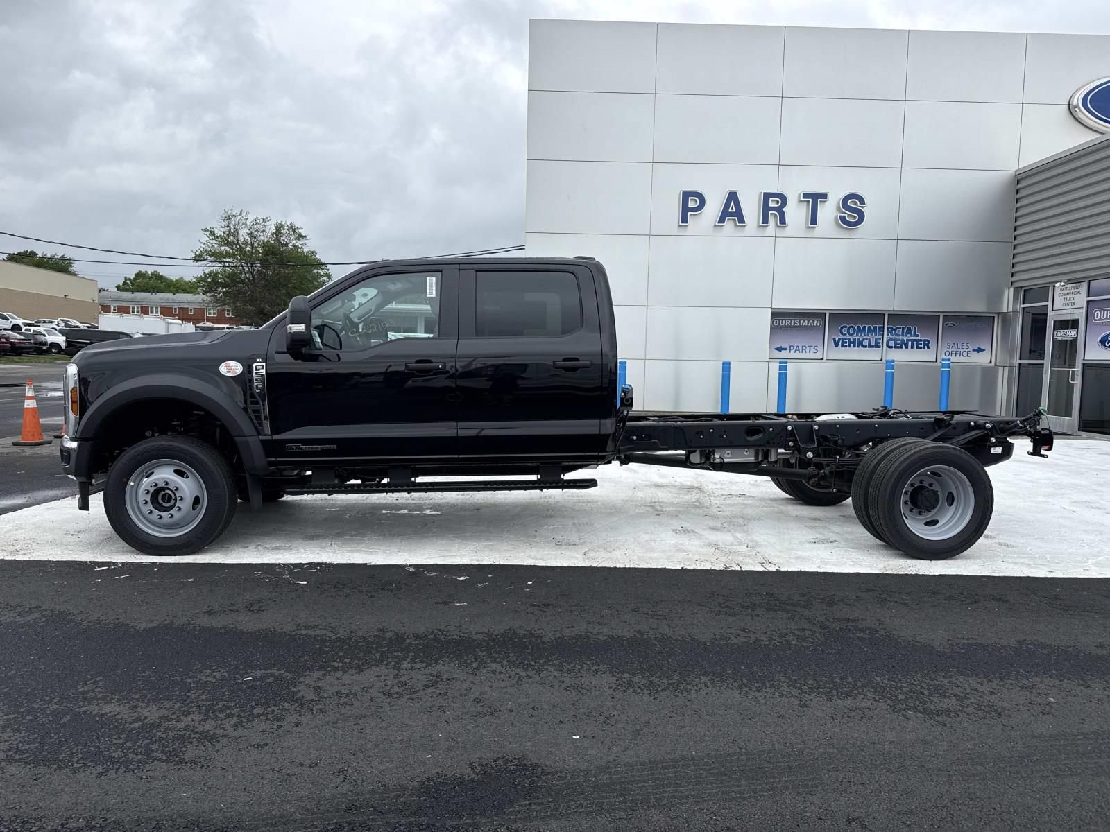 New 2026 Ford F550 4x4 Crew Cab Super Duty image 6