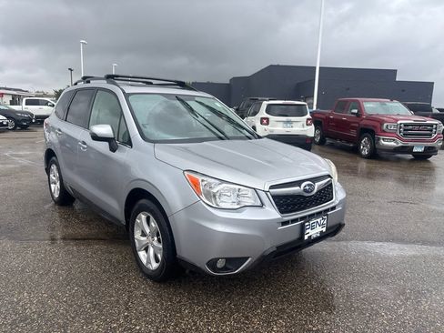 Used 2014 Subaru Forester 2.5i Touring AWD/4WD image 3