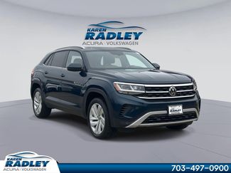 Used 2022 Volkswagen Atlas Cross Sport SE w/ Panoramic Sunroof Package video 1