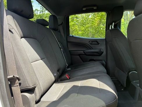 Used 2024 Chevrolet Colorado W/T image 29