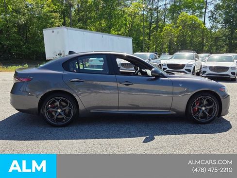 Used 2024 Alfa Romeo Giulia Ti w/ Performance Driving Package AWD/4WD image 16