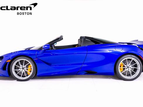 New 2026 McLaren 750S image 2