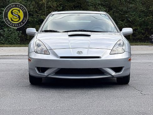 Used 2003 Toyota Celica GT image 2
