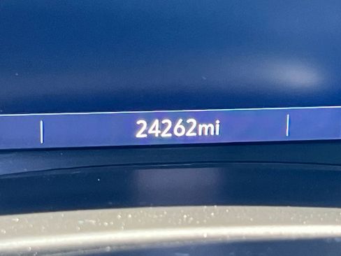 Used 2025 Chevrolet Blazer LT image 34