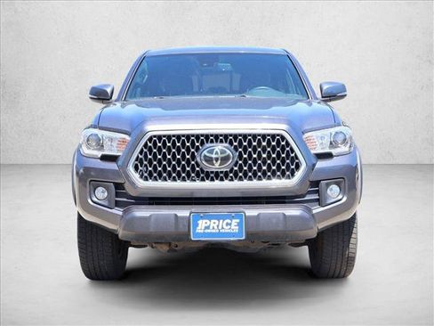 Used 2019 Toyota Tacoma TRD Off-Road AWD/4WD image 2