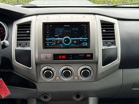 Used 2007 Toyota Tacoma PreRunner image 17