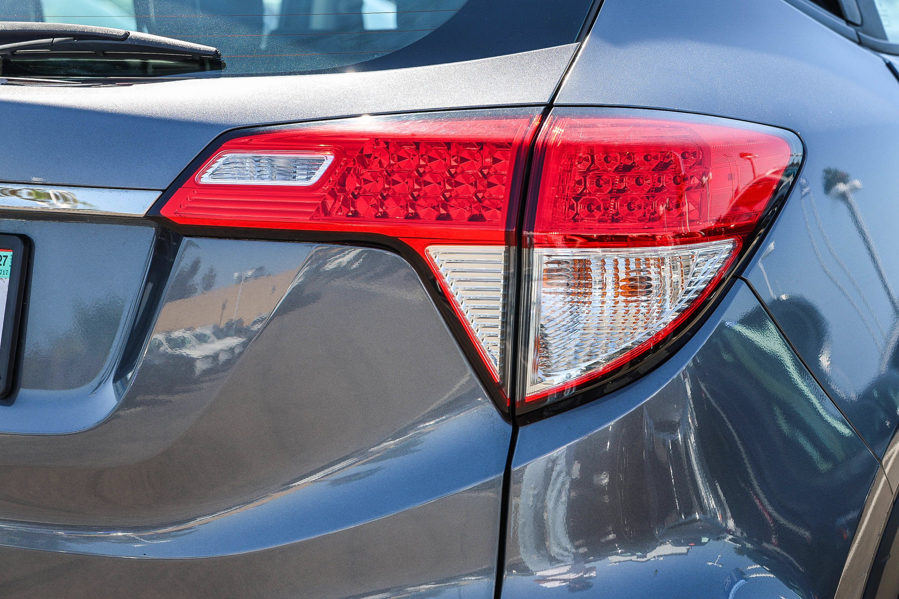 Certified 2020 Honda HR-V LX image 24
