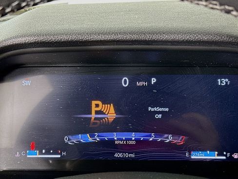 Certified 2024 Jeep Grand Cherokee L Laredo image 21