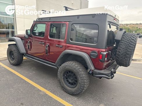 Used 2021 Jeep Wrangler Unlimited Rubicon image 1